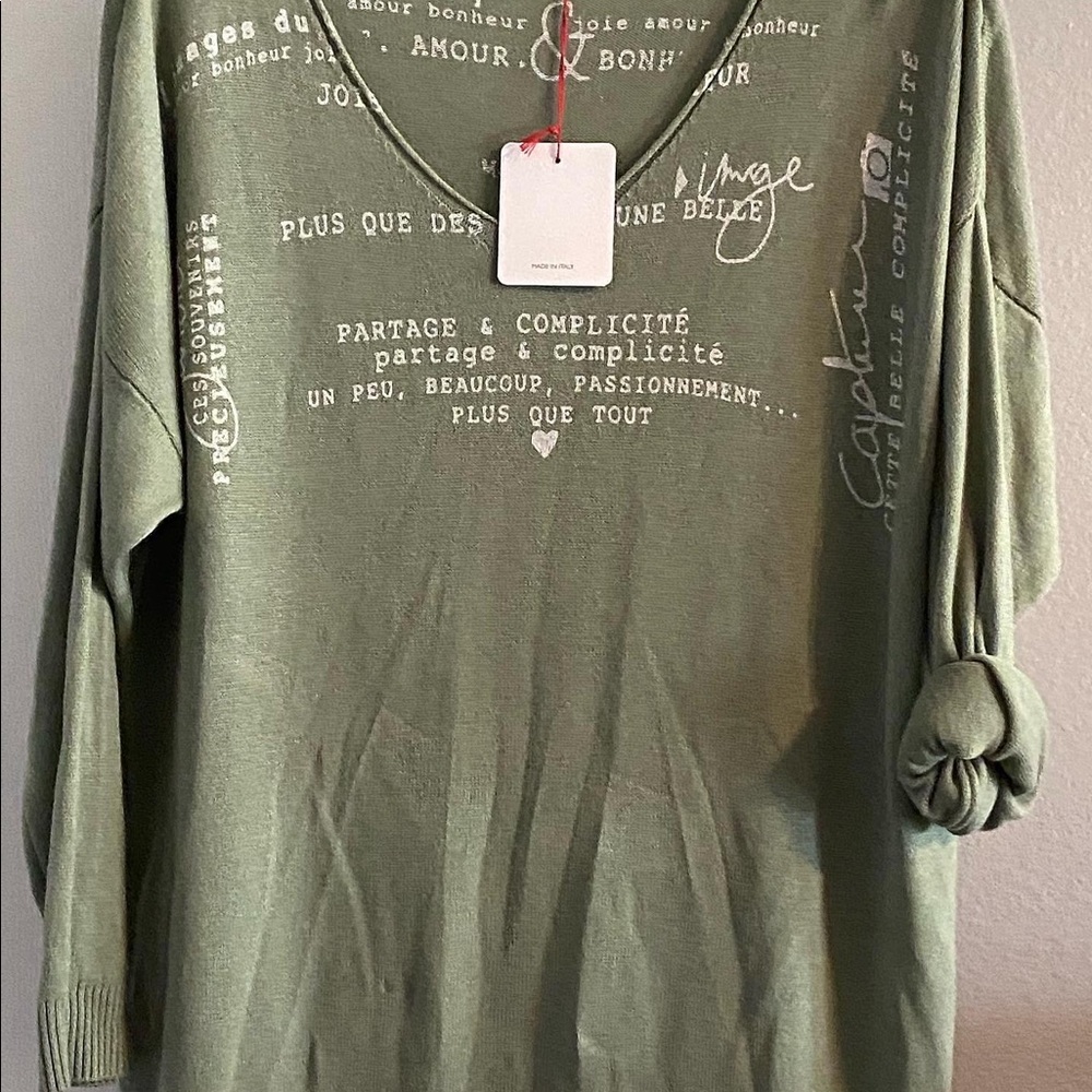 Green light knit sweater imported from Italy